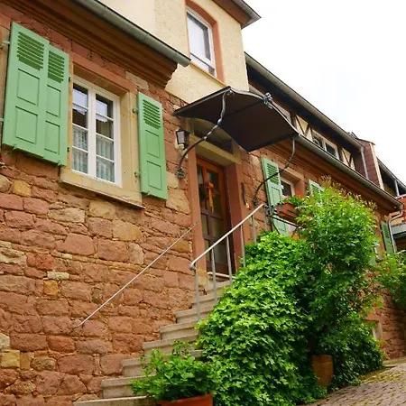 Gaestehaus Zum Weinbauer Rhodt unter Rietburg