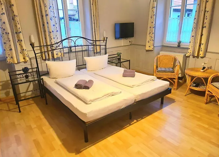 Gaestehaus Zum Weinbauer 3*