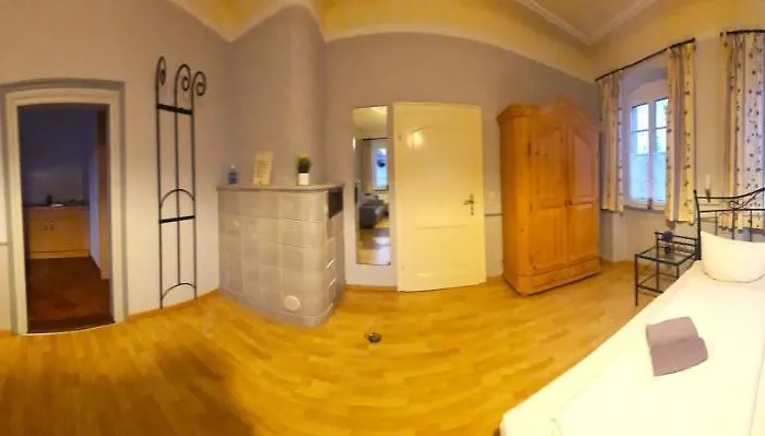 招待所 Gaestehaus Zum Weinbauer 3*